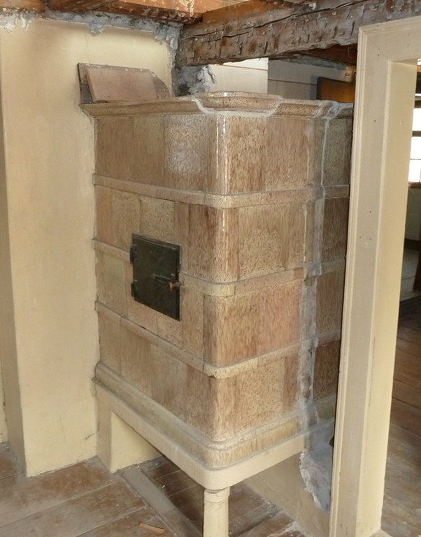Armenhaus5Kachelofen_jpg-1348494938