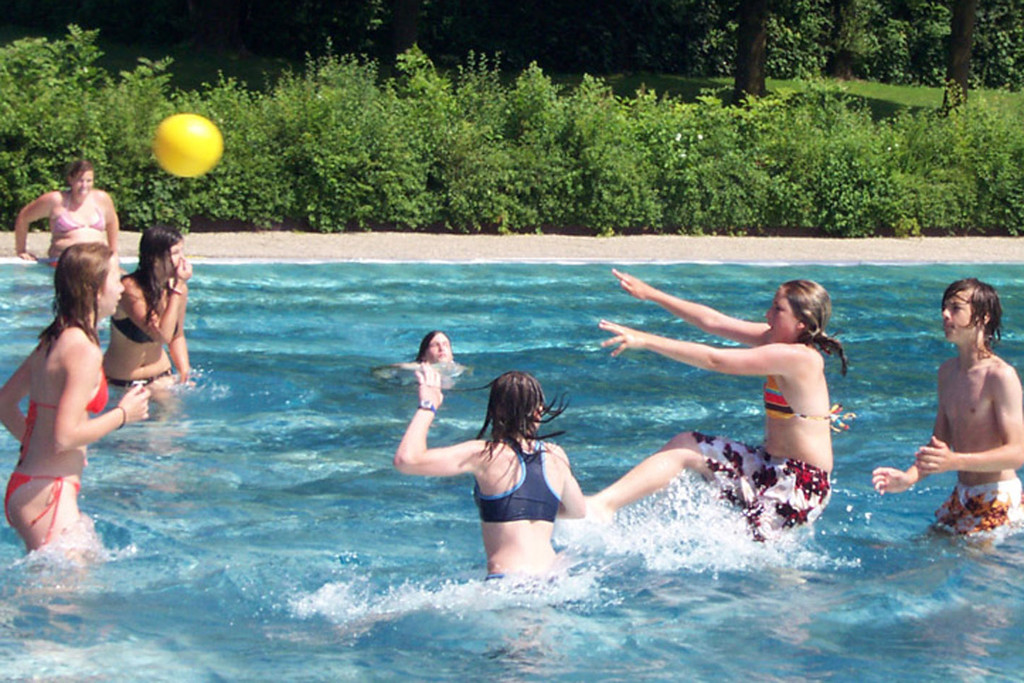 Bad13_jpg-1348566436