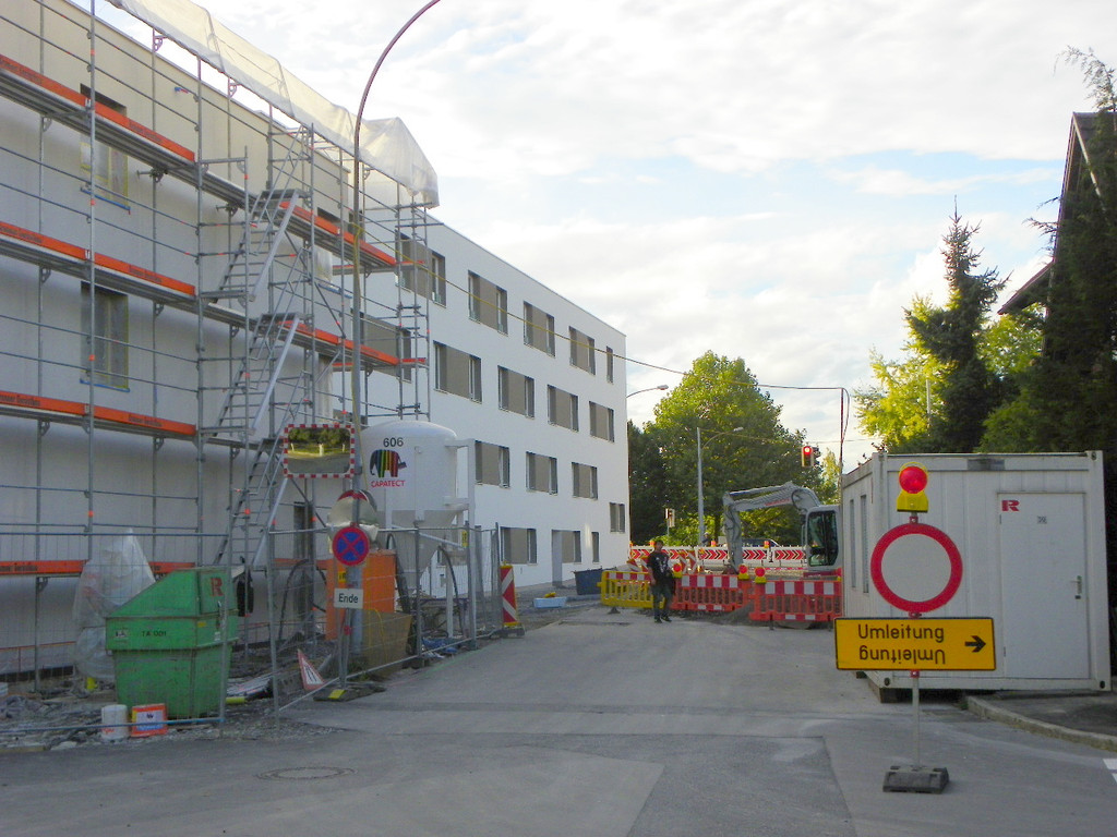 116_2742_JPG-1348607534