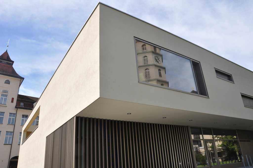 kindiaussen_jpg-1348683620