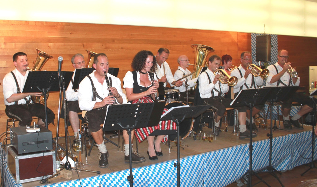 Oktoberfest Bierblosn 2011 _1__jpg-1348743605