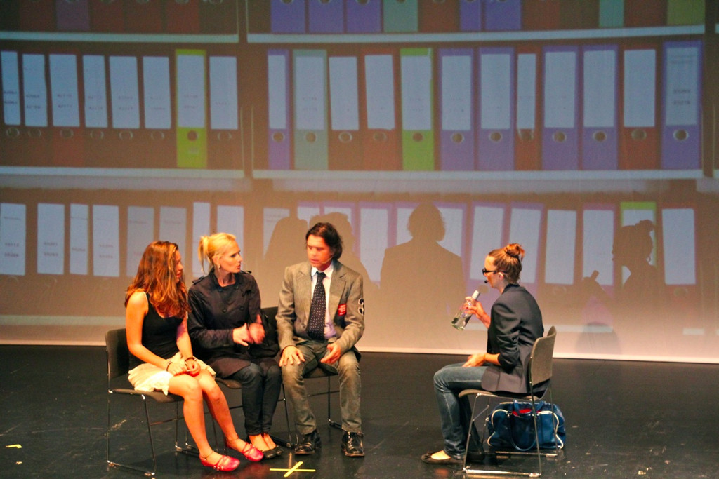 BK_Englischmusical_NoExit 13_jpg-1348774445