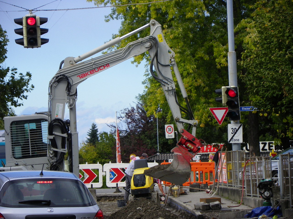 116_2908_JPG-1348780533