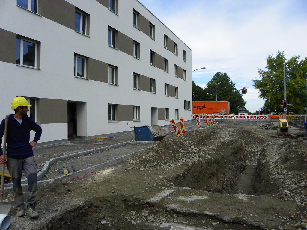 116_2875_JPG-1348780521