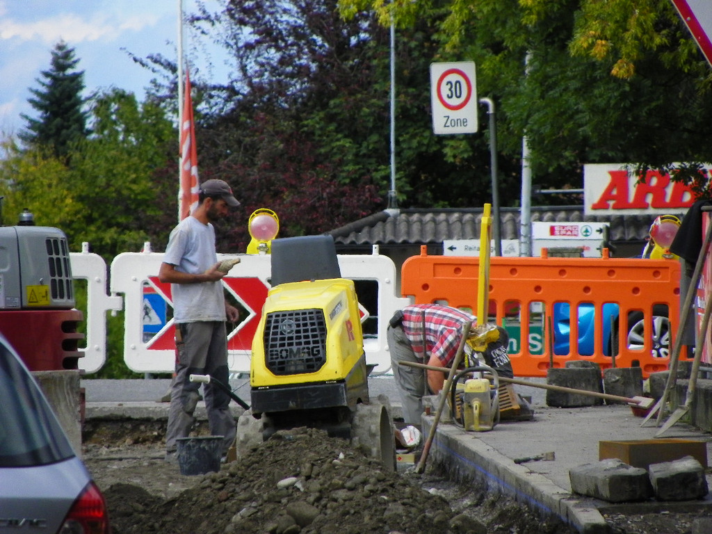 116_2906_JPG-1348780527