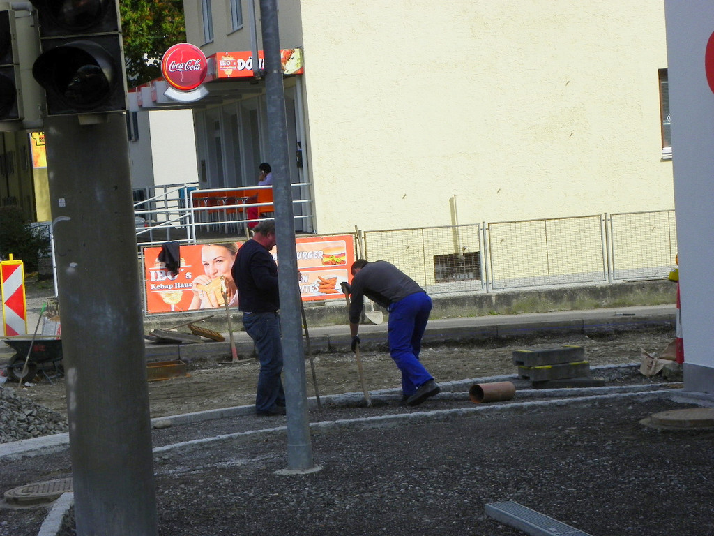 116_2923_JPG-1348780885