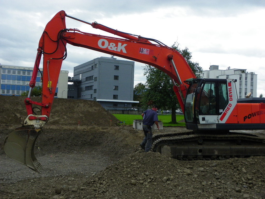 116_2643_JPG-1348782327