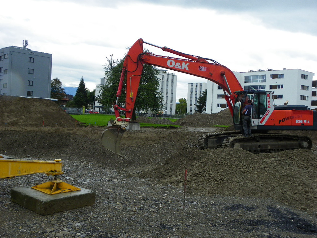 116_2646_JPG-1348782340