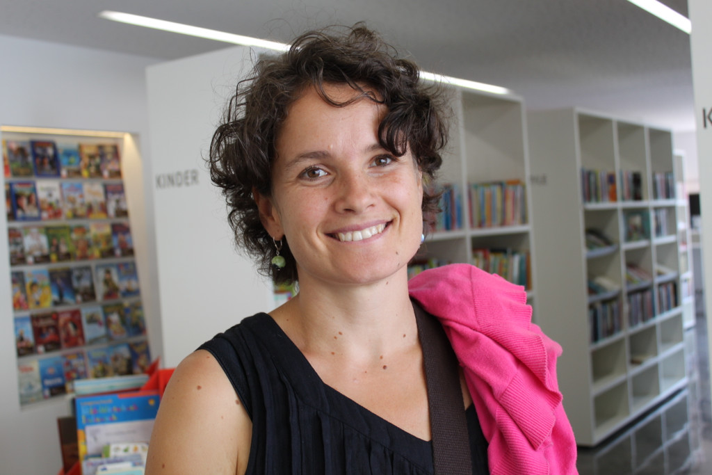 Claudia Bell_jpg-1349013344