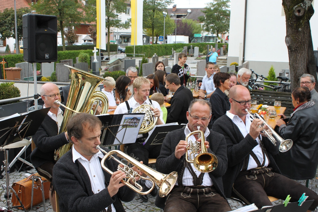 Kirchenrenovierung Abschluss 2012 _30__jpg-1349022603