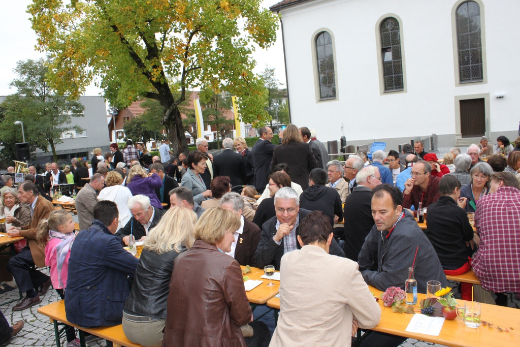 Kirchenrenovierung Abschluss 2012 _20__jpg-1349022553