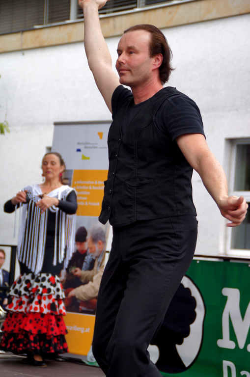 080_JPG-1349036494