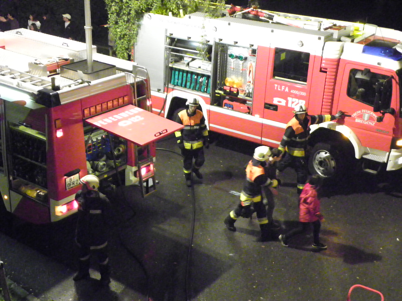 116_2692_JPG-1349045228