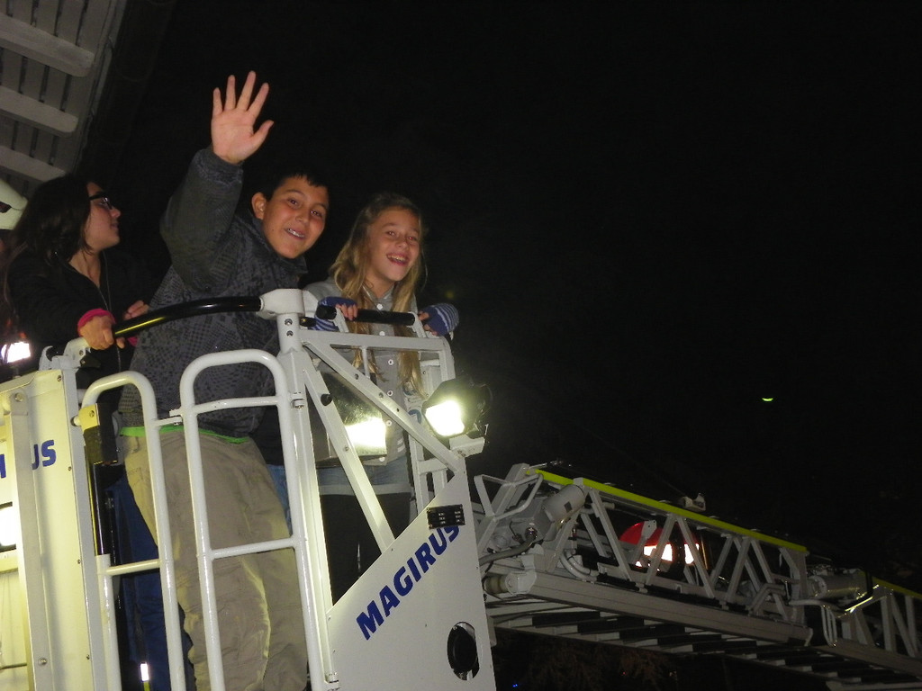 116_2733_JPG-1349045276