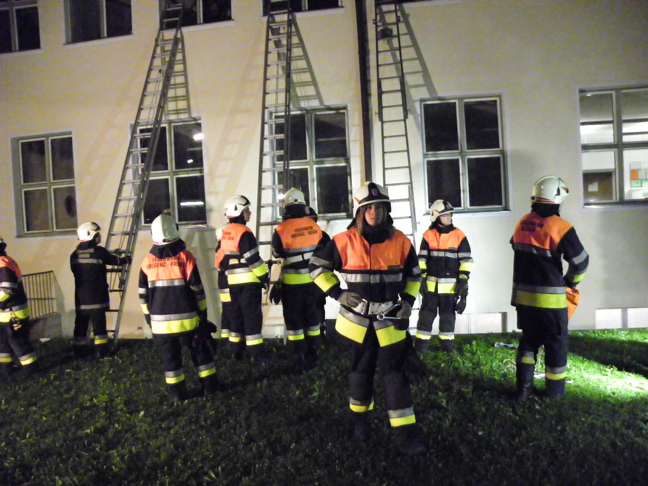 116_2735_JPG-1349045288