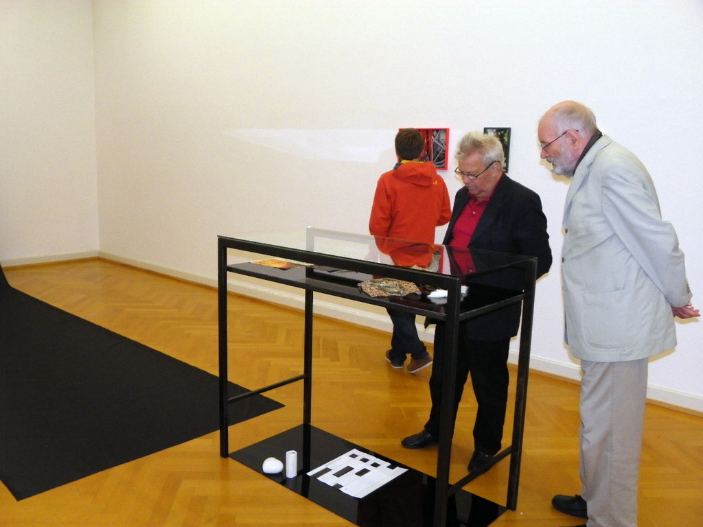 116_3042_JPG-1349047414