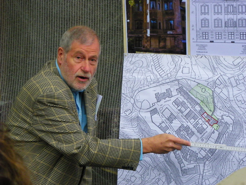 116_3294_JPG-1349128293