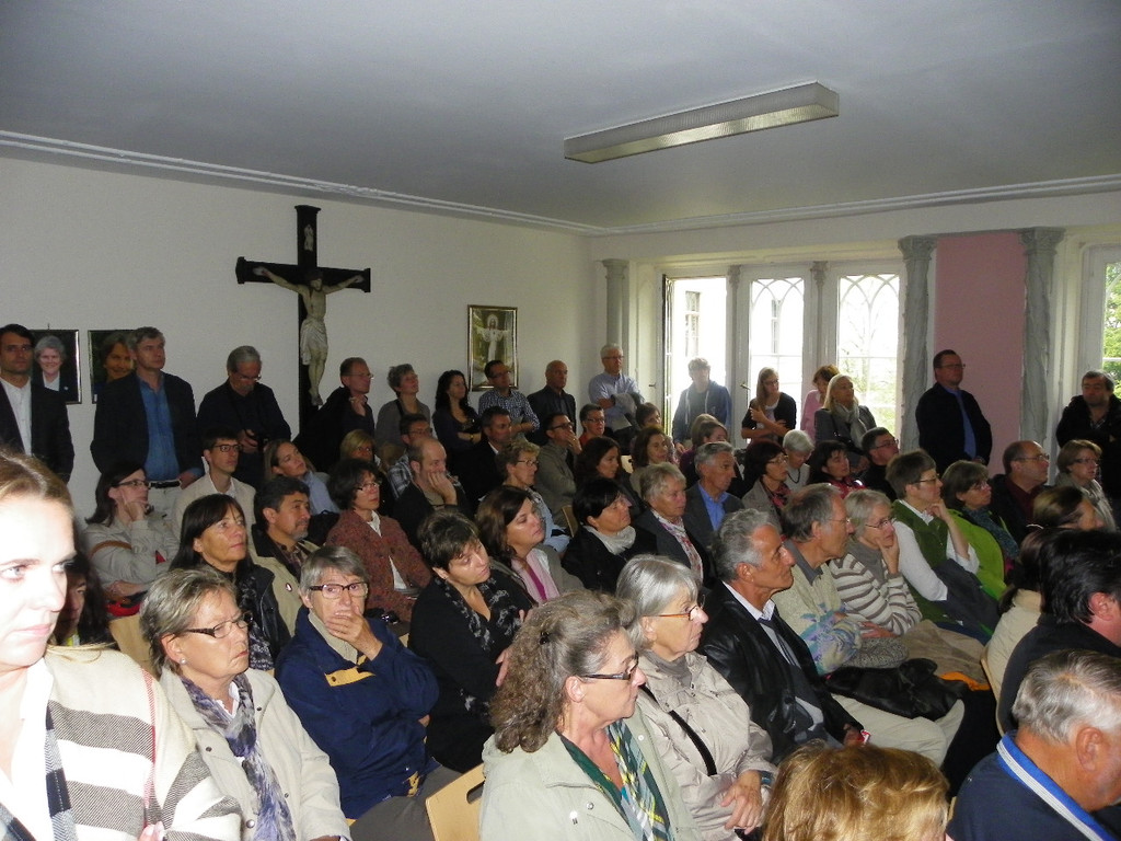 116_3308_JPG-1349129049