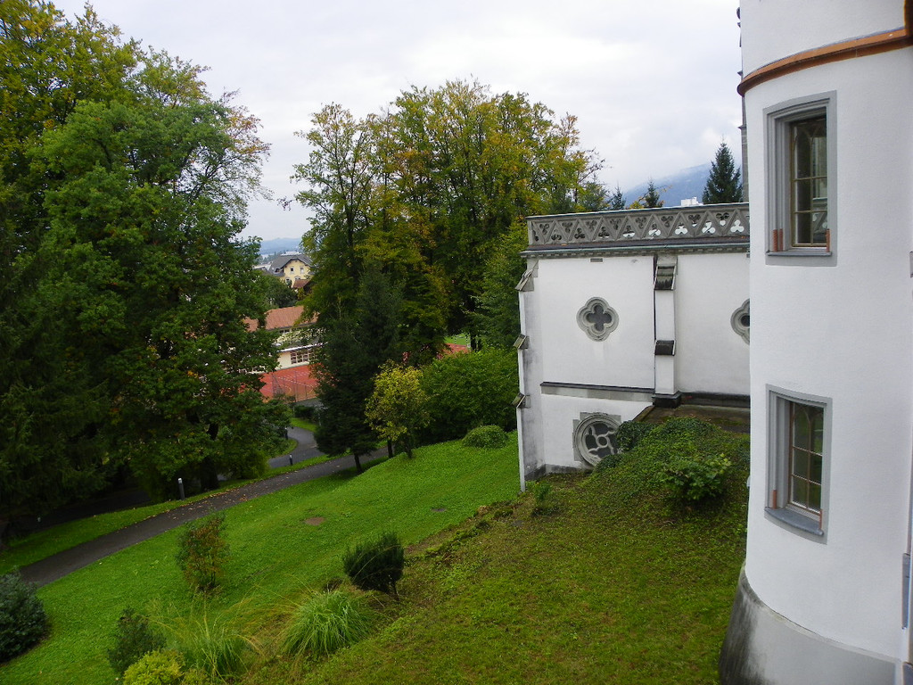 116_3300_JPG-1349129025