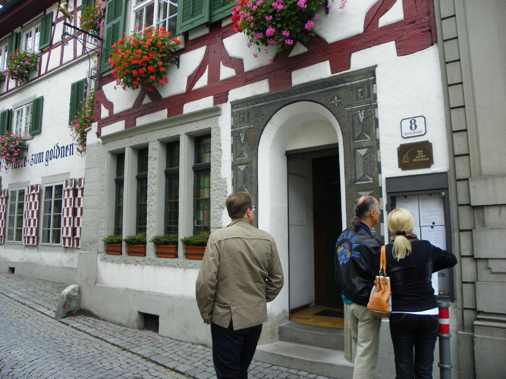 116_3520_JPG-1349131400