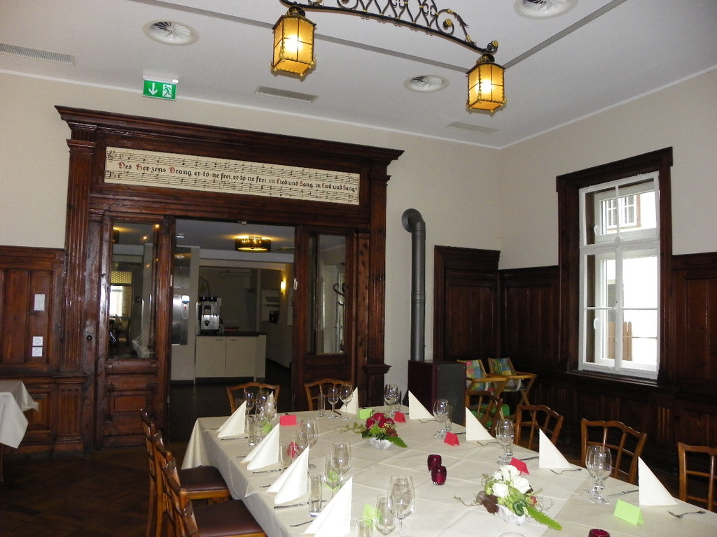 116_3526_JPG-1349131412