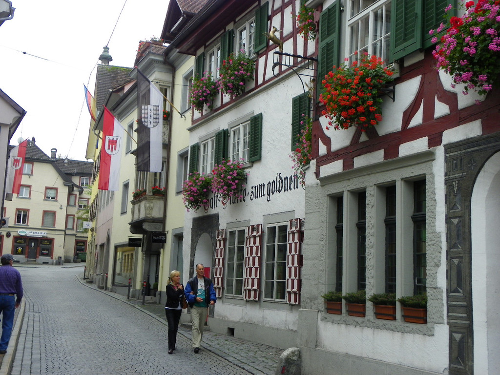 116_3514_JPG-1349131574