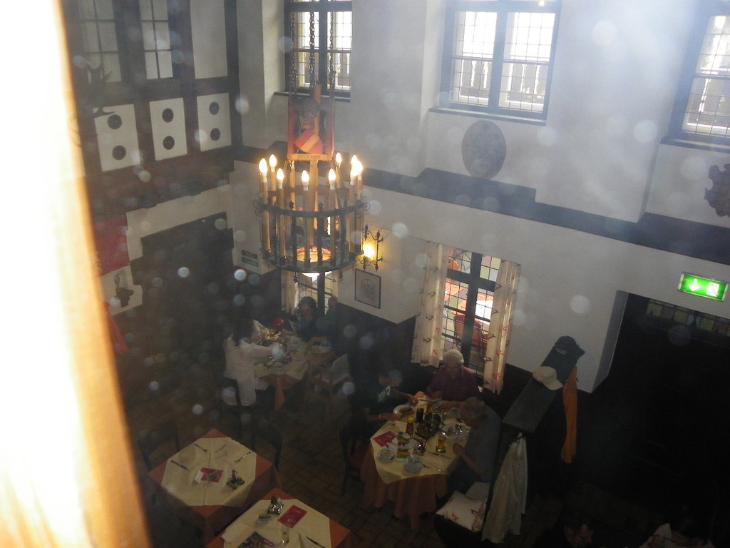 116_3530_JPG-1349131636