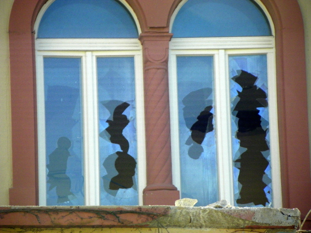 116_2598_JPG-1349133070