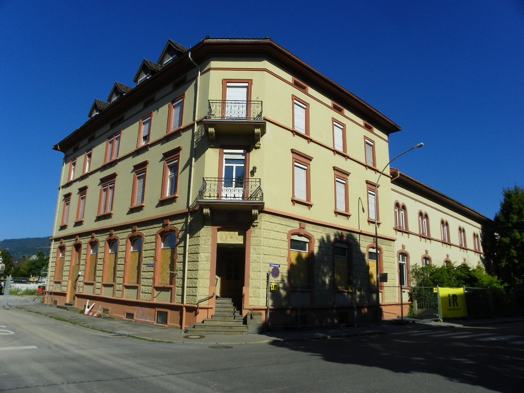 116_2614_JPG-1349133083