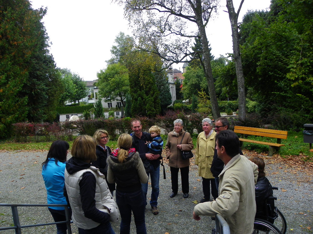 116_3586_JPG-1349135402