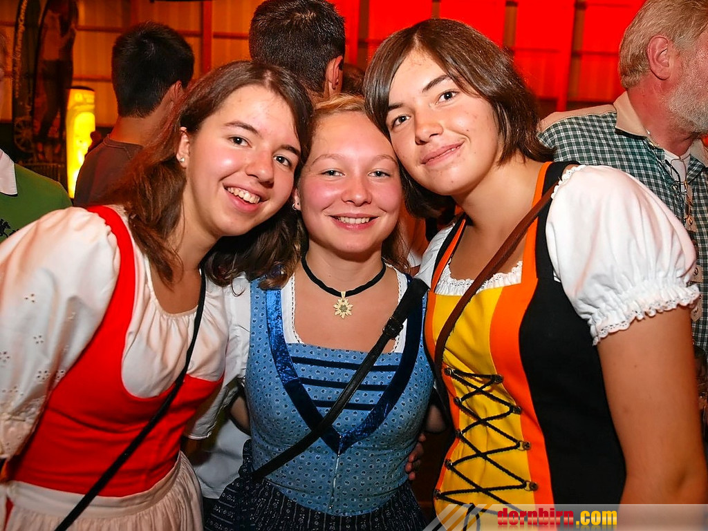 5955439.jpg