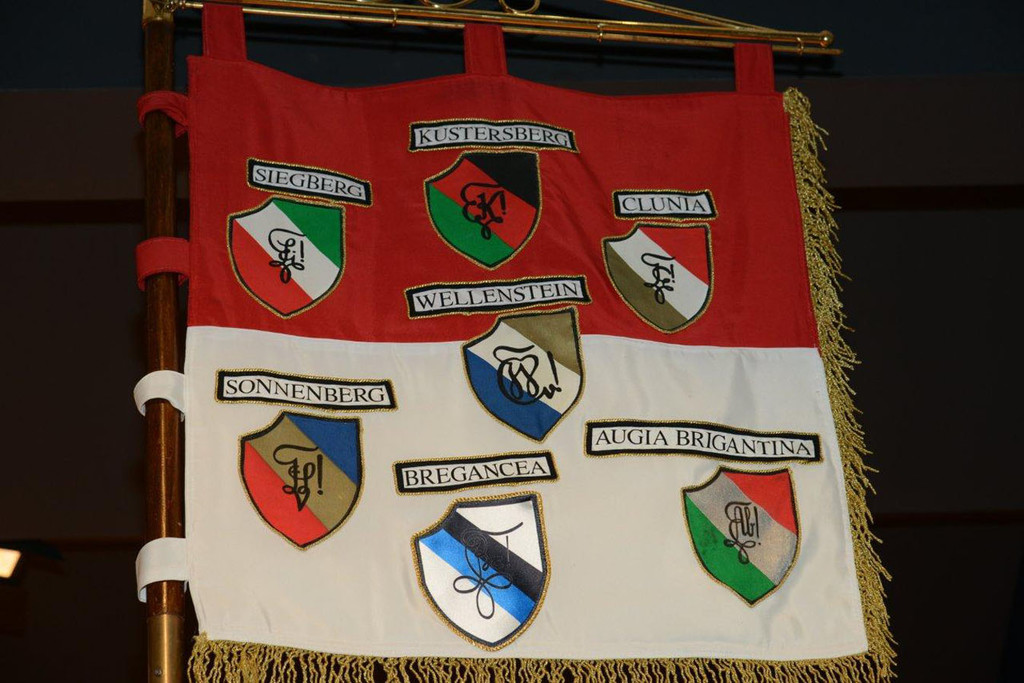 KBB105_3 _103__jpg-1349179629