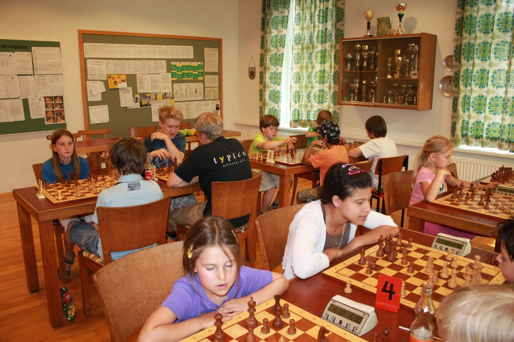 Schach Nachwuchskurs Impressionen VORJAHR 2012 _8__jpg-1349211371