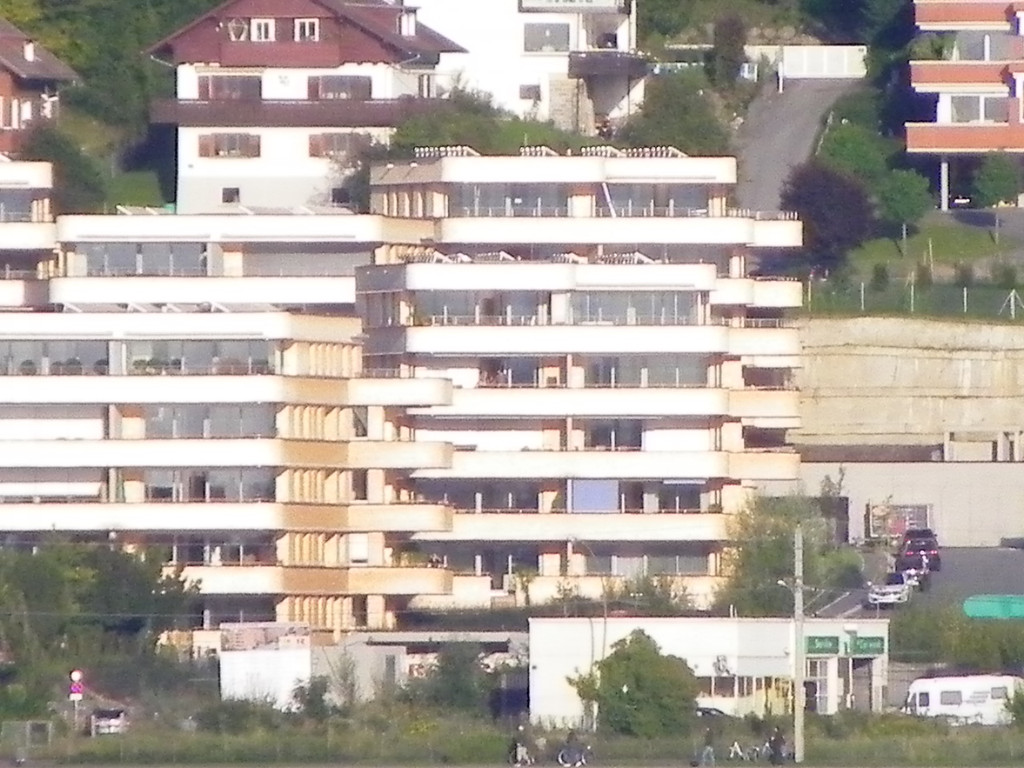 116_2970_JPG-1349305761