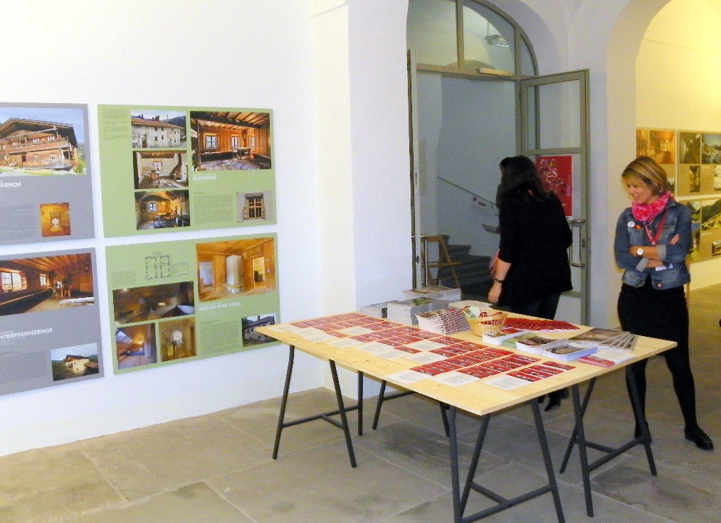 116_3338_JPG-1349306402