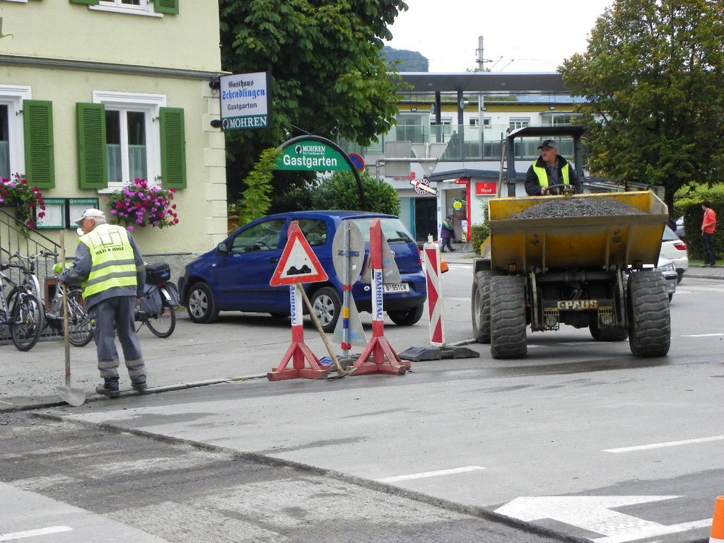 116_4008_JPG-1349306985