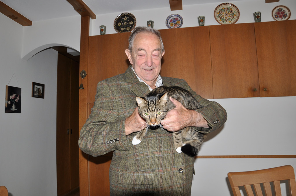 DSC_0175_JPG-1349342977