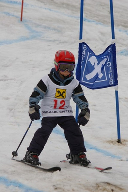 mini-bea_Kinderskirennen 033.jpg