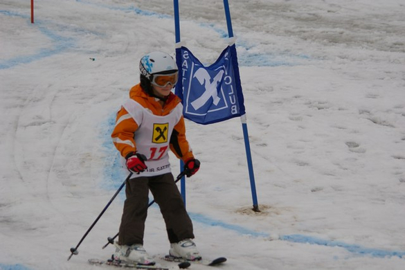 mini-bea_Kinderskirennen 037.jpg