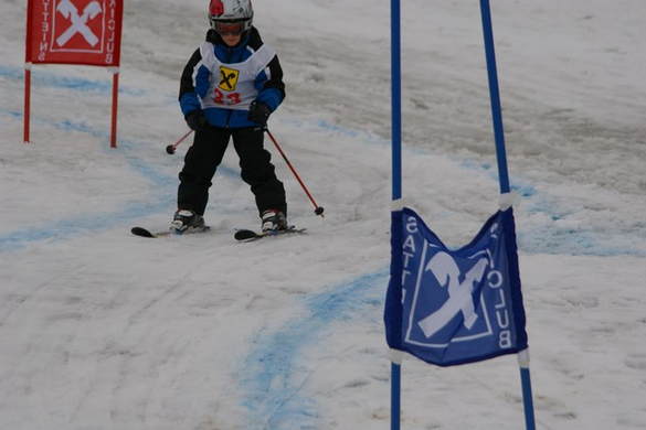 mini-bea_Kinderskirennen 047.jpg