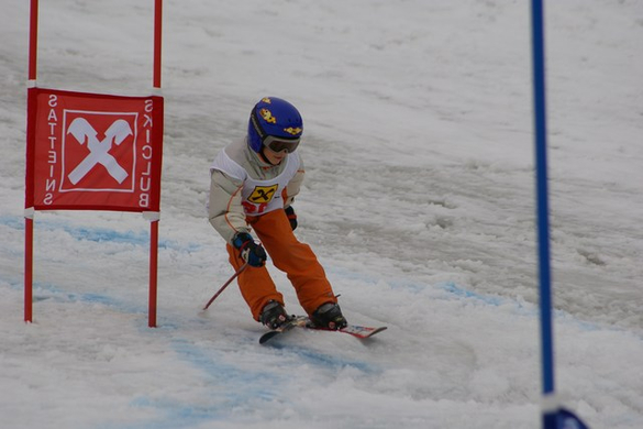 mini-bea_Kinderskirennen 052.jpg