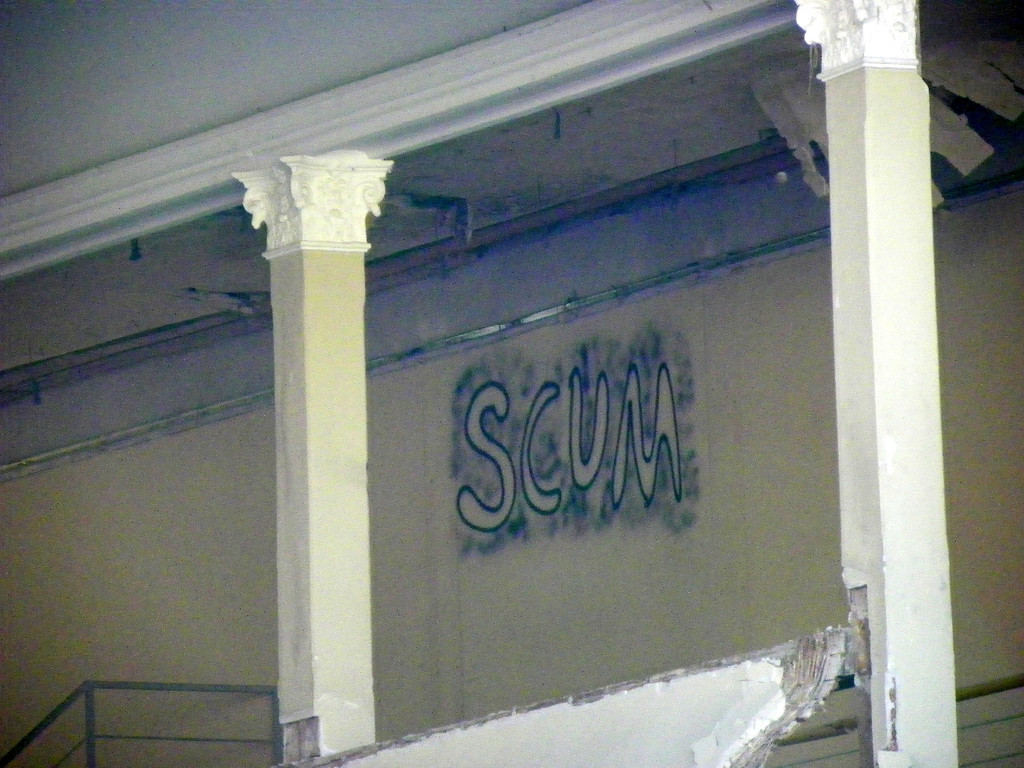 116_2594_JPG-1349472184