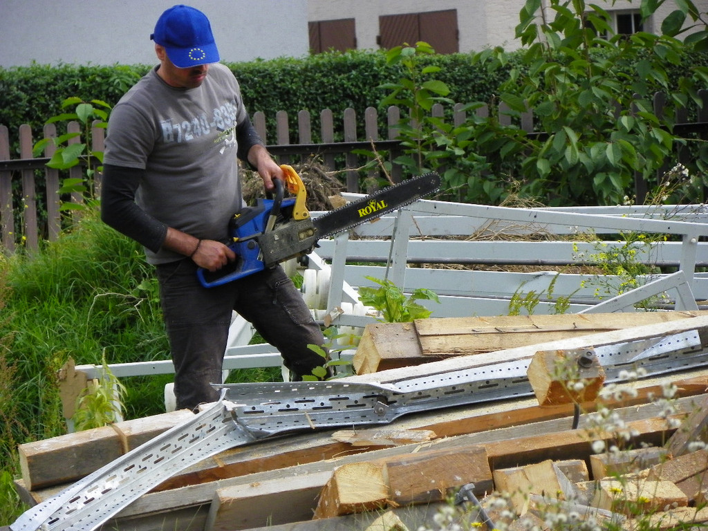 116_2941_JPG-1349472243