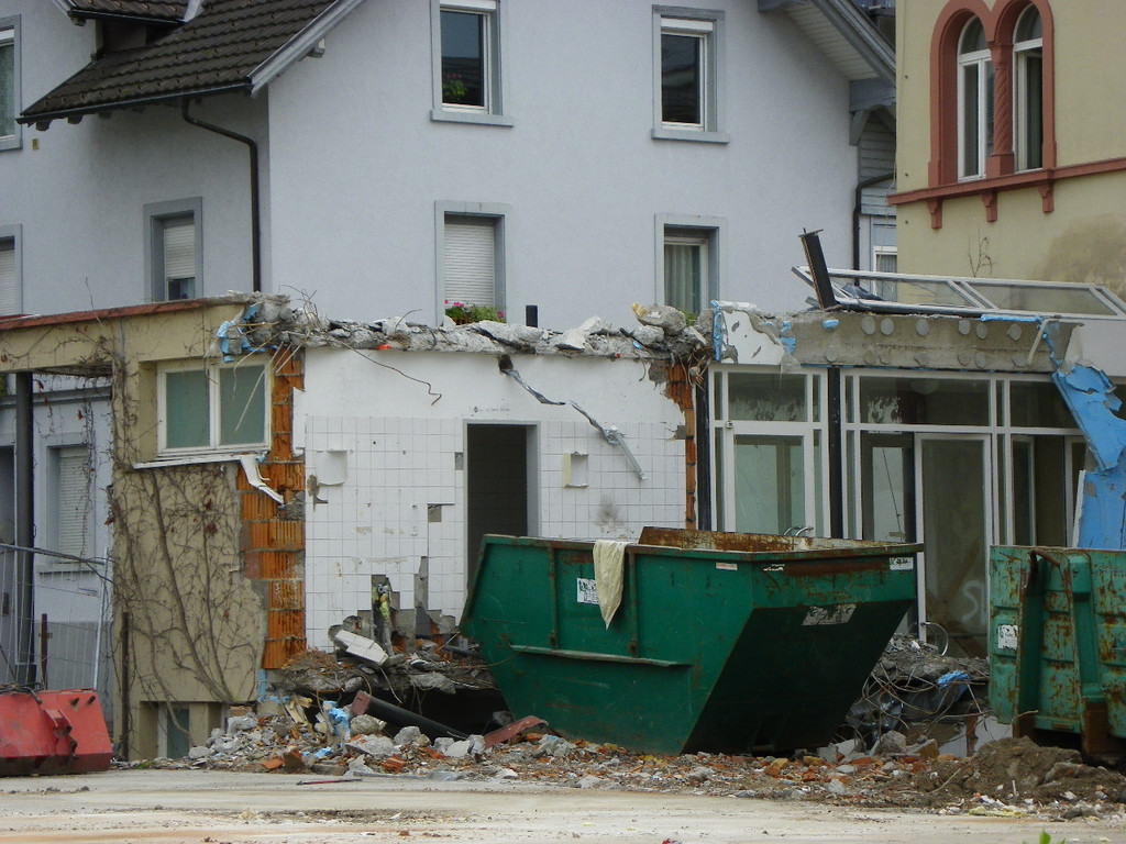 116_2944_JPG-1349472257