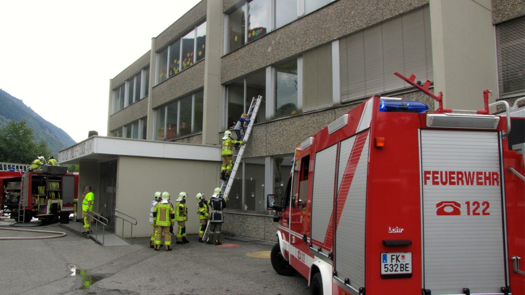 KOE_Feuerwehr__bung Tisis 63_jpg-1349552985