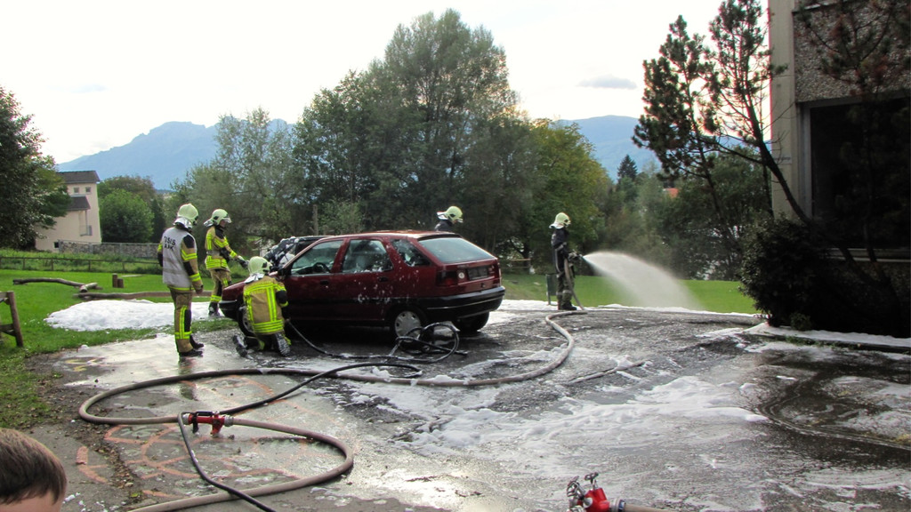 KOE_Feuerwehr__bung Tisis 73_jpg-1349553086