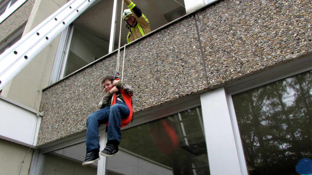 KOE_Feuerwehr__bung Tisis 85_jpg-1349553192