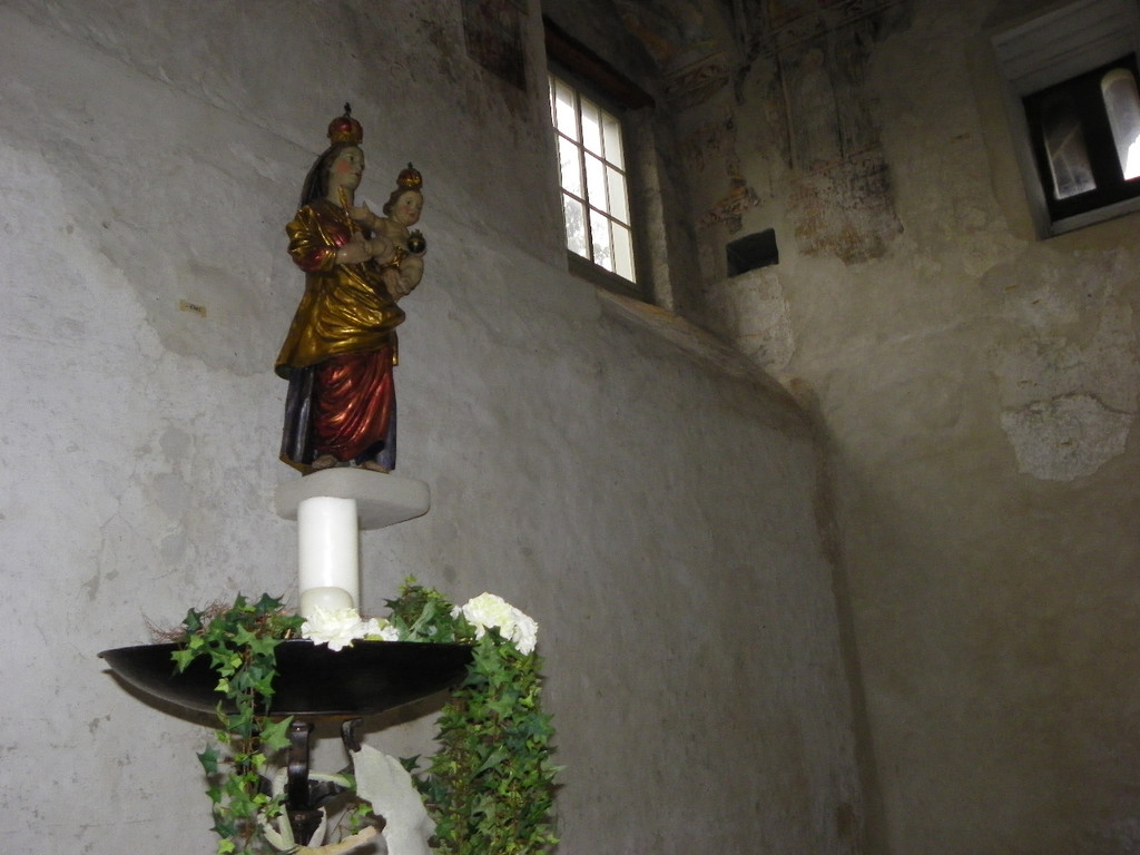 116_3479_JPG-1349563872