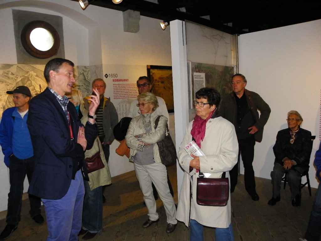 116_3403_JPG-1349565274