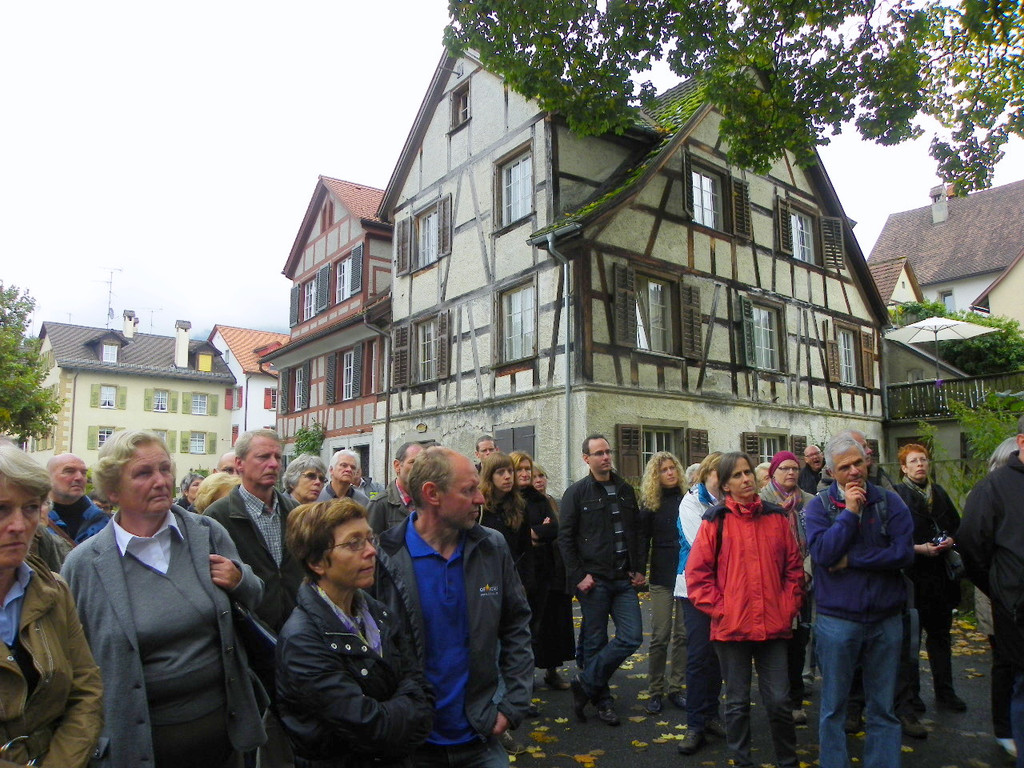 116_3398_JPG-1349566012